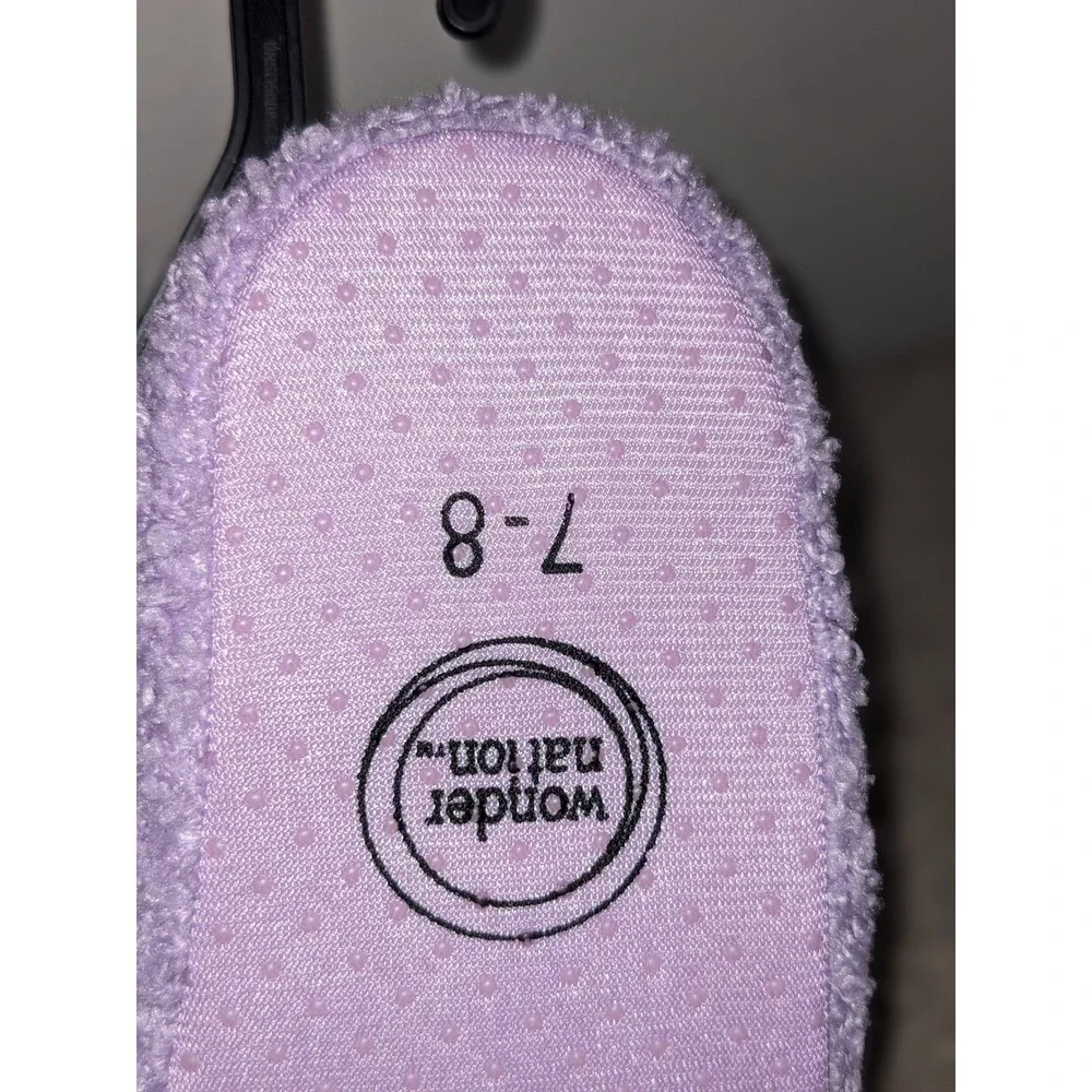 Wonder Nation Rainbow Slippers Fuzzy Cozy Purple Kids Size‎ 7-8 NWT